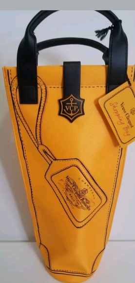 Veuve Clicquot French Wine 2Hour Insulated Carrier